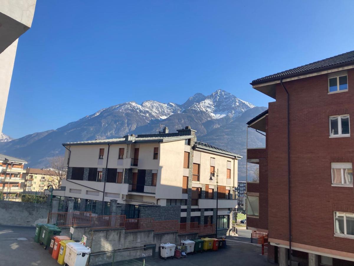 Apartamento A Casa Di Niki Aosta Exterior foto